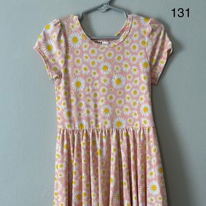 Size 3/4 kids dress.